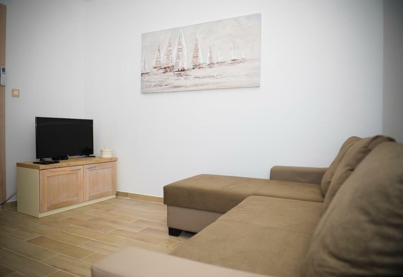 Apartment Markioli Povlja  Exterior photo